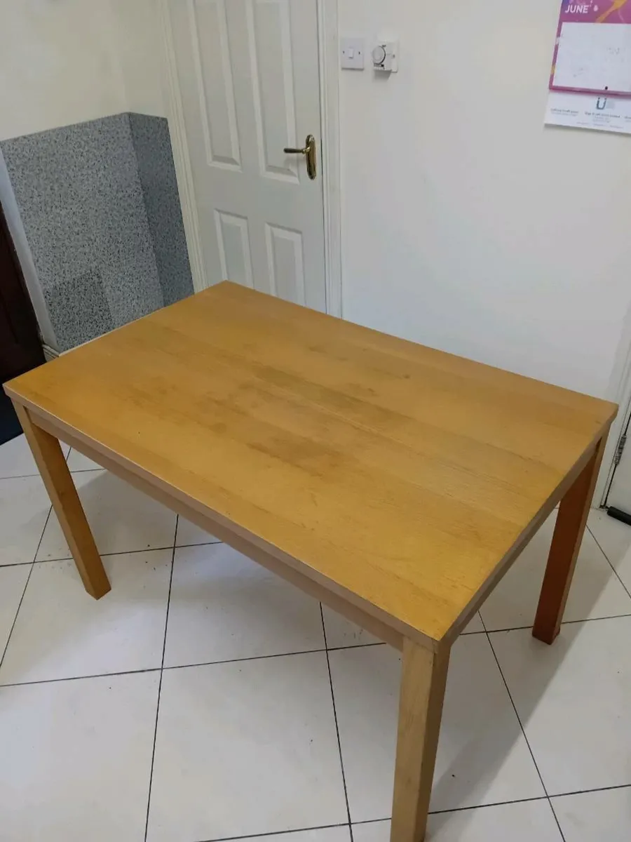 Kitchen table - Image 3