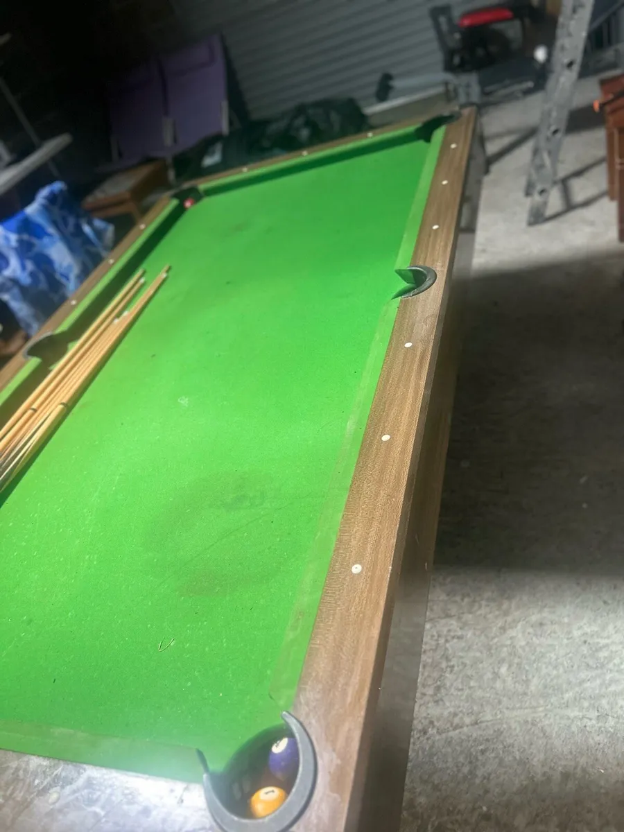 Pool table - Image 4