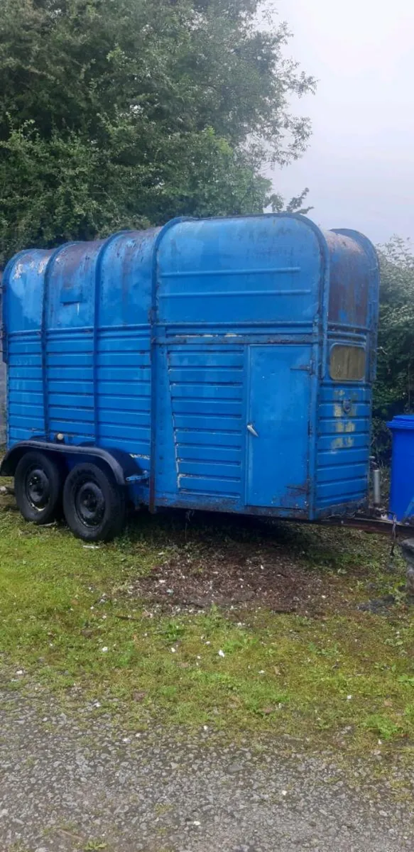 Rice double horsebox - Image 1