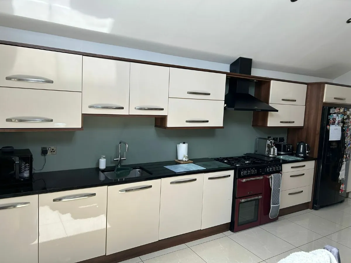 Kitchen - Image 1