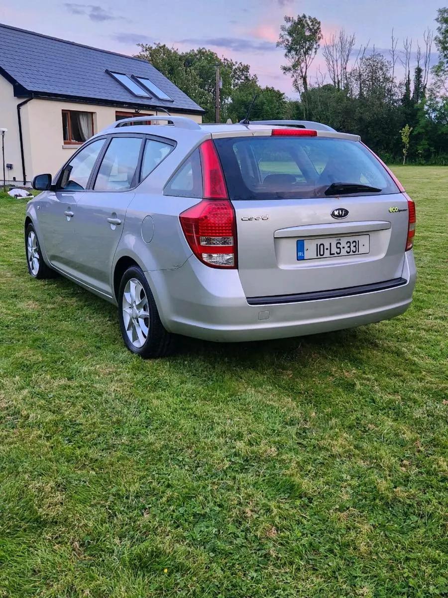 KIA CEED ESTATE - Image 4