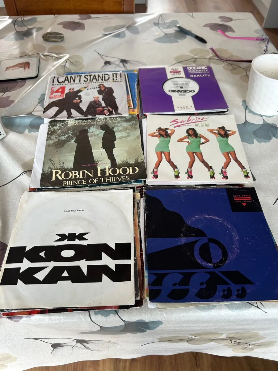 Records - Image 3
