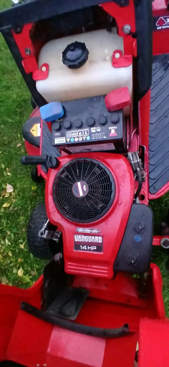 Countax ride on  mower - Image 4