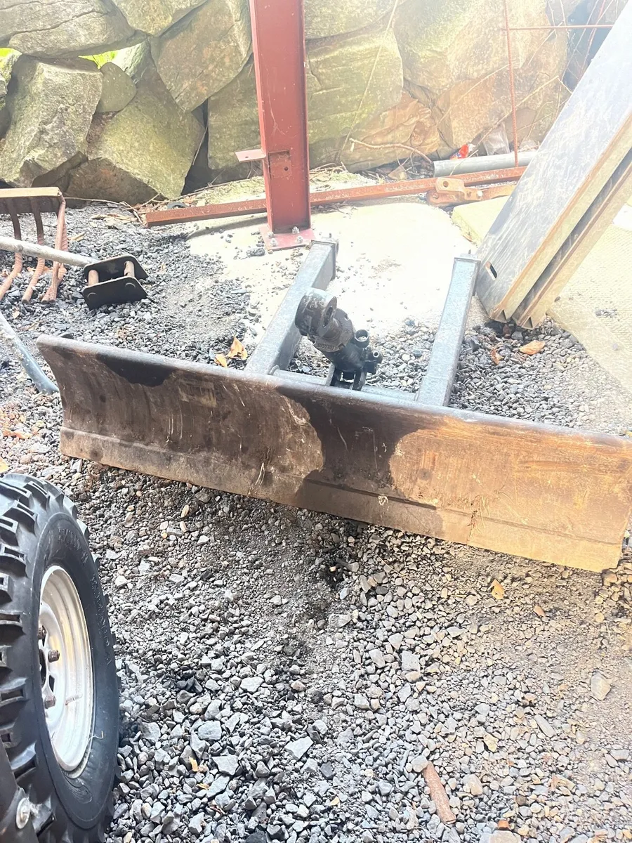 Front blade for Takeuchi 125