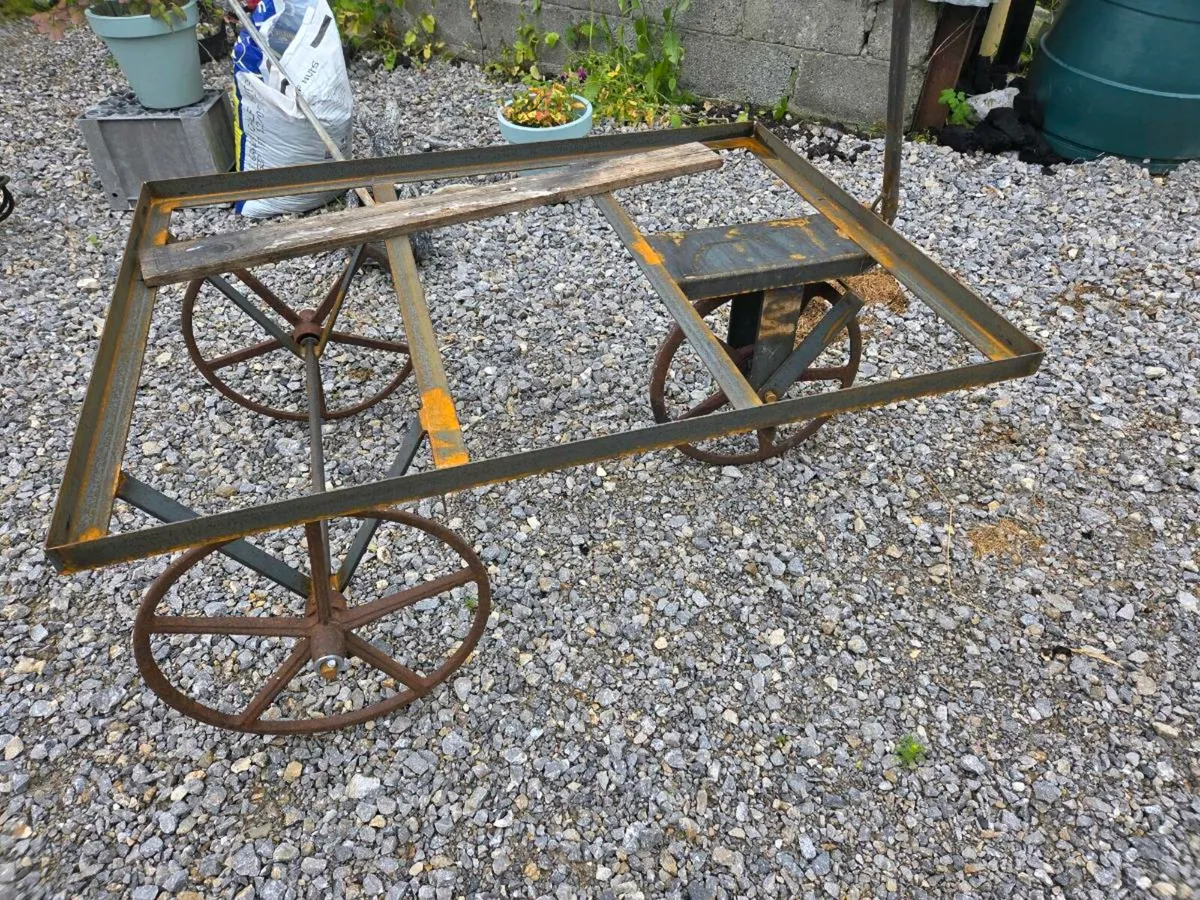 3 wheel trolley - Image 4
