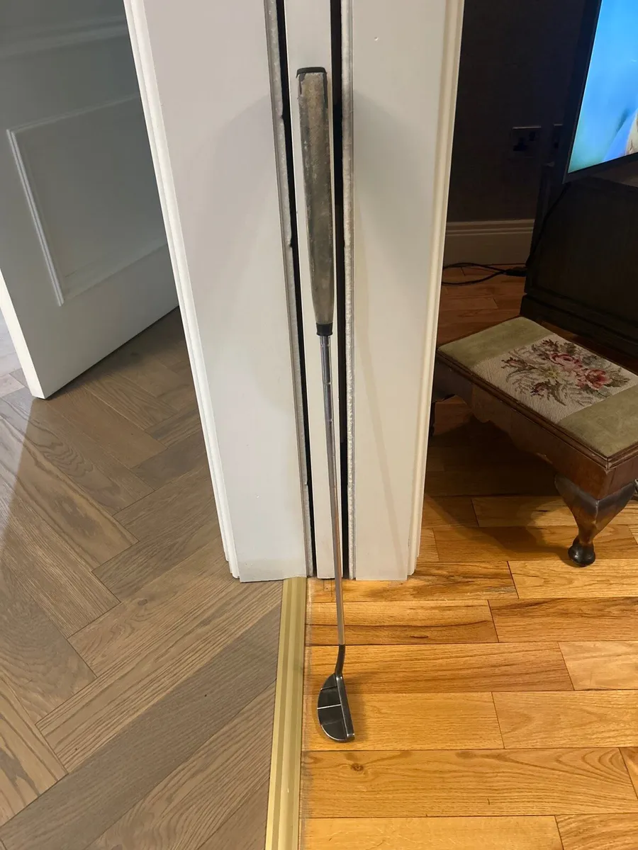 Golf putter - Image 3