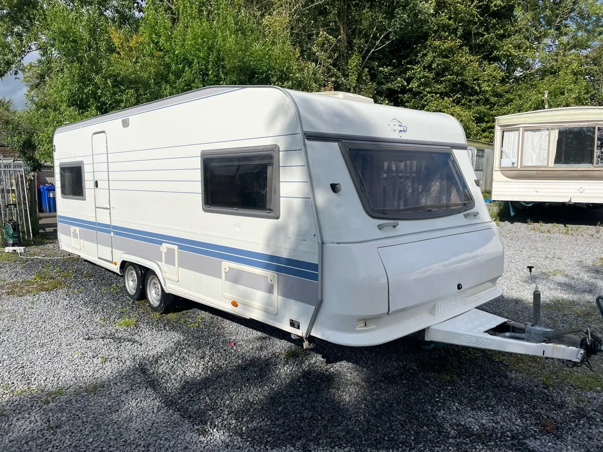 Hobby fixed bed caravan - Image 1