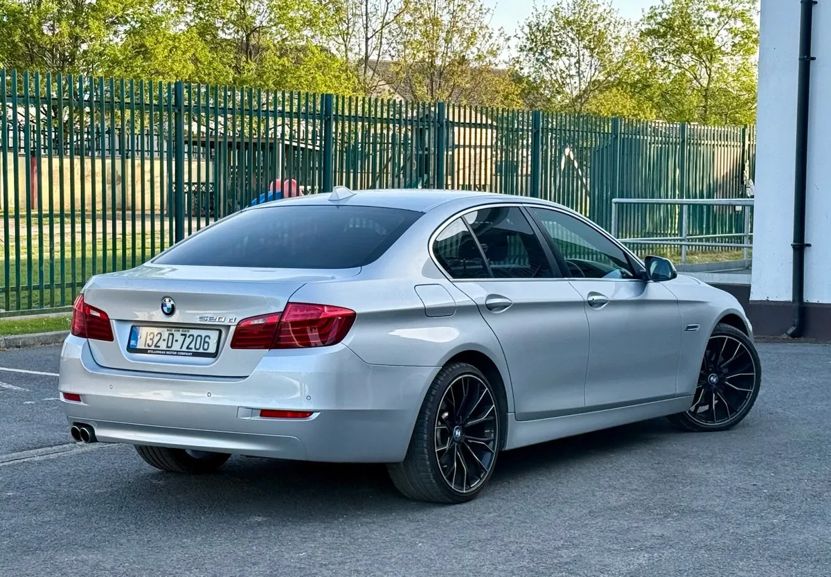 BMW 5-Series 2013/AUTOMATIC/ - Image 1