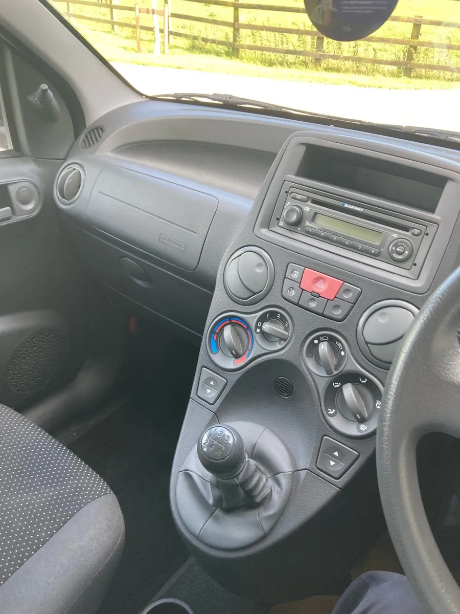 Fiat Panda 2011 - Image 2