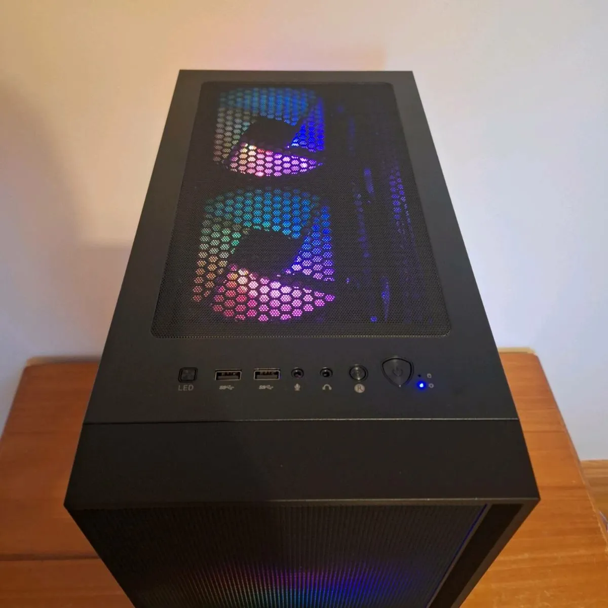 Gaming PC Ryzen 4500/RX 5600 XT/16GB RAM - Image 4