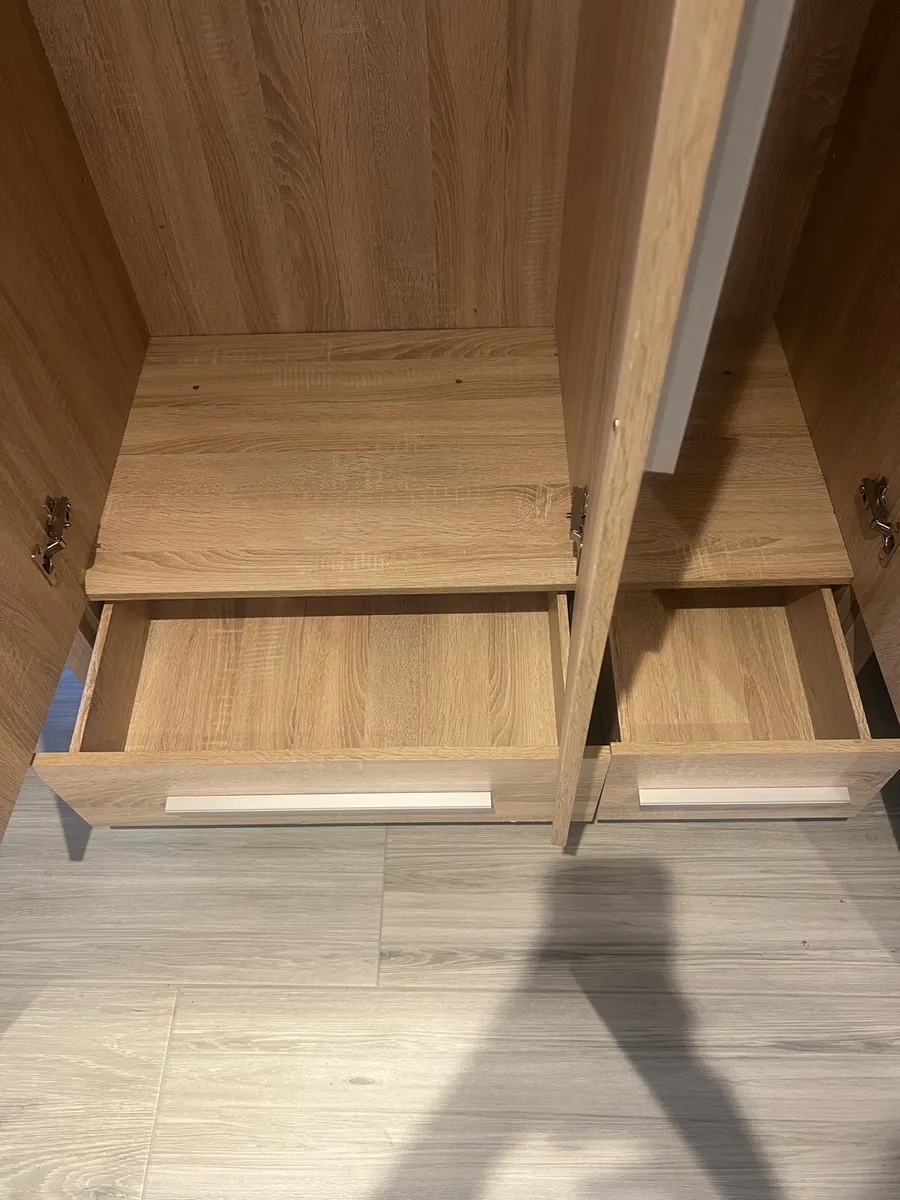 Wardrobes - Image 4