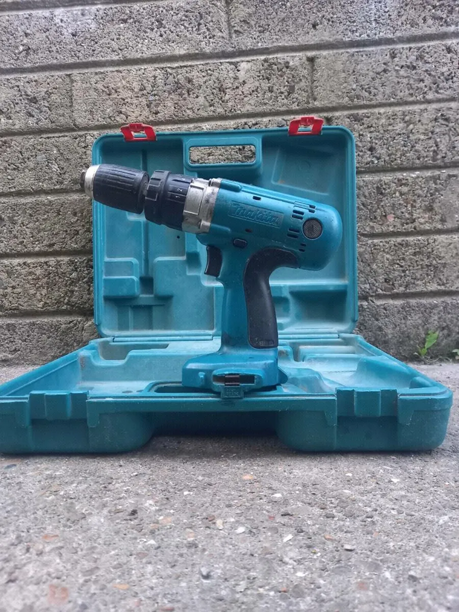 Makita Cordless Drill - Image 1