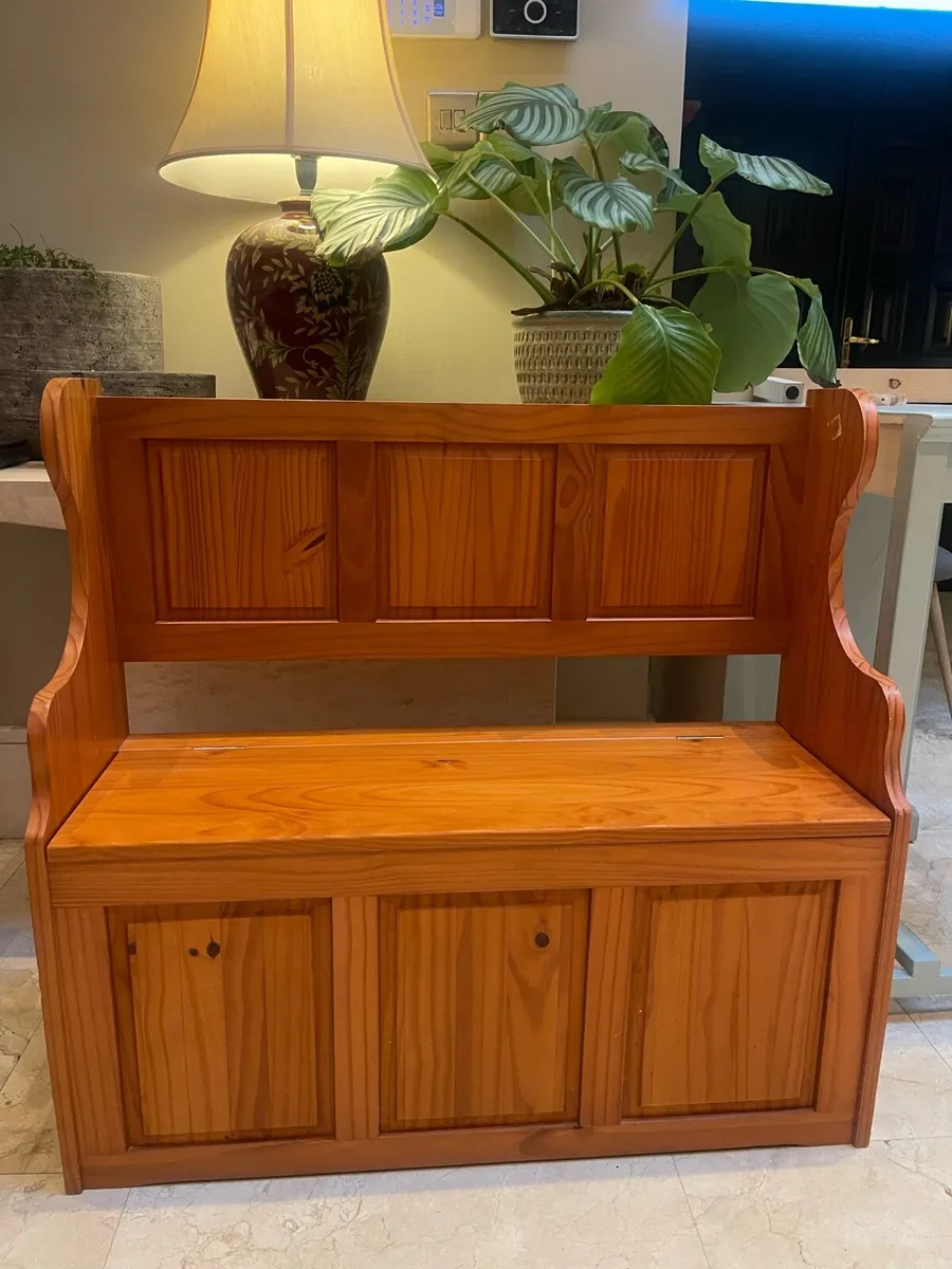Beautiful Monks Bench - Window Seat With Storage - Image 1