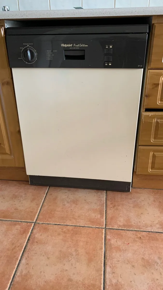 Dishwasher - Image 1