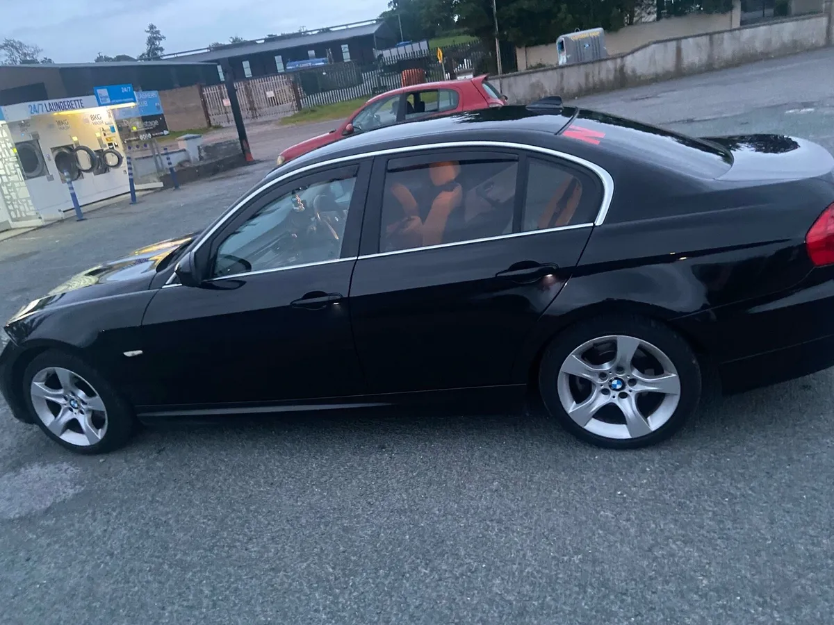 Bmw 3 series 320(e90) D exclusive 4DR auto - Image 4