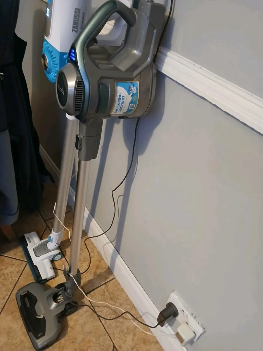Two battery hoovers working perfect 2 for 70 pm - Image 2