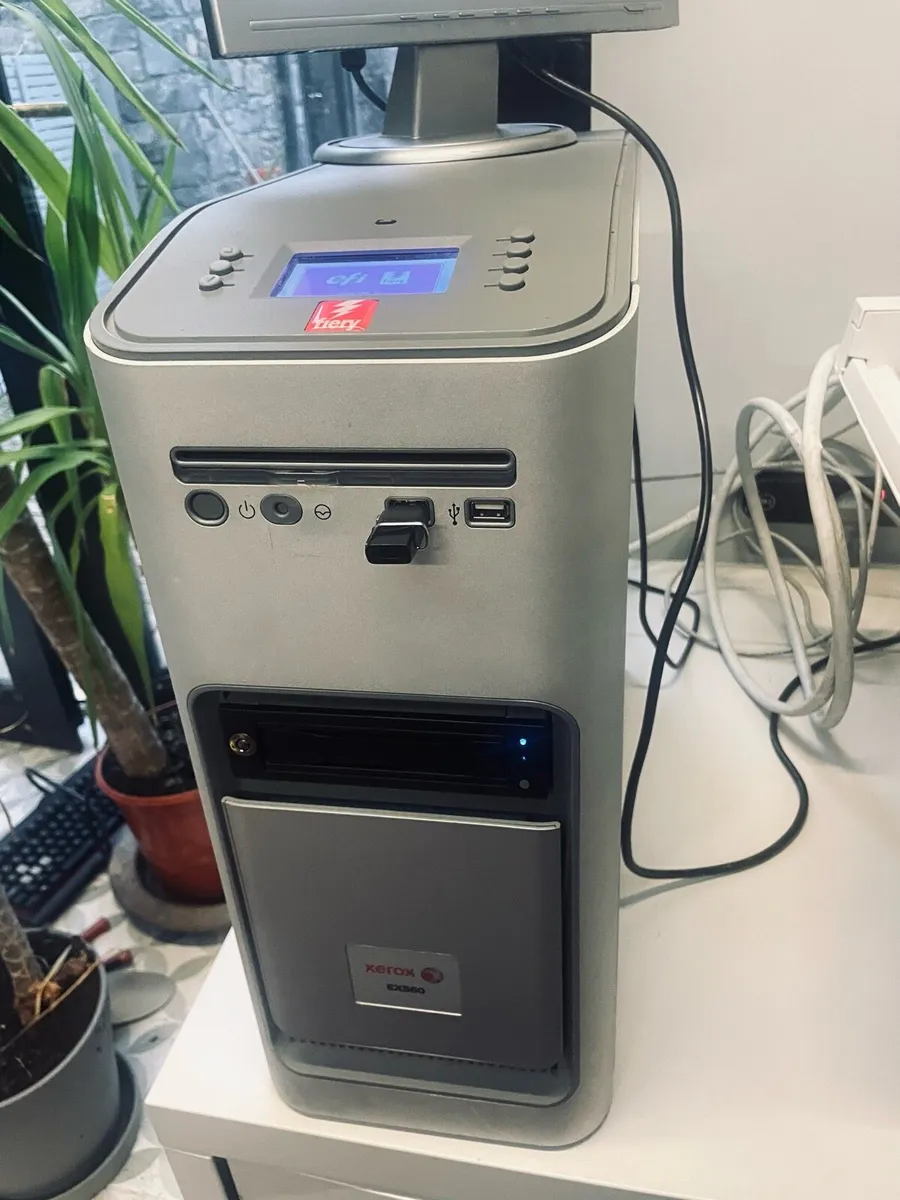 Xerox 550 Colour Printer SRA3 with Fiery - Image 2