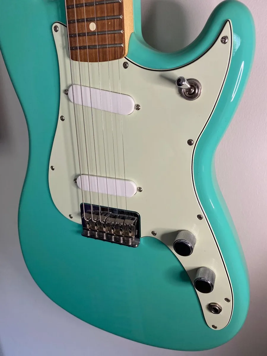 Fender Player Duo Sonic Guitar (Mint Condition) - Image 2