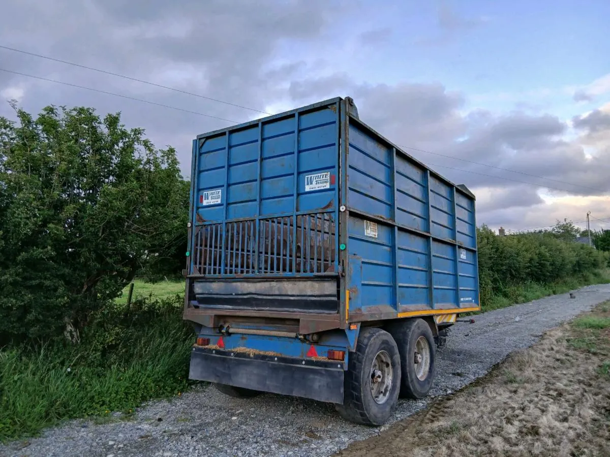 Silage trailer - Image 1