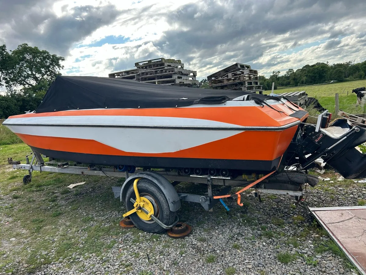 Glastron Mercruiser 135HP - Image 3