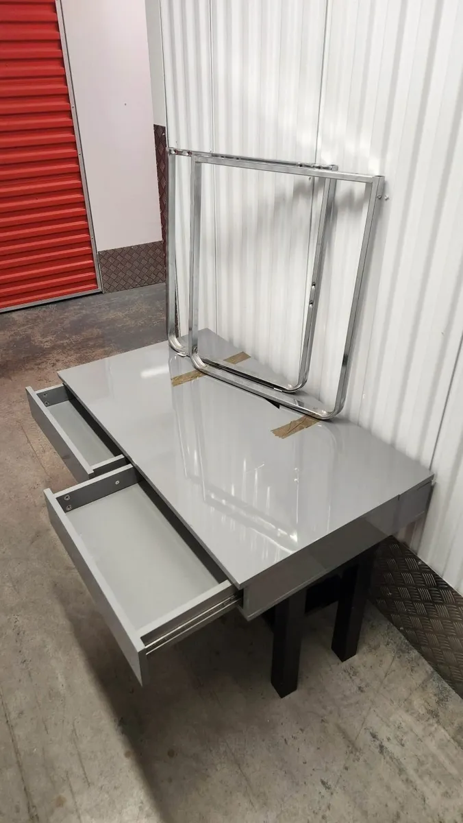 Habitat Desk - Image 3