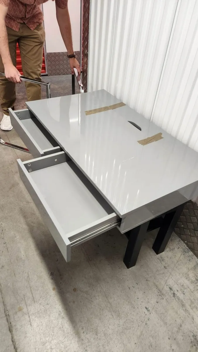 Habitat Desk - Image 4