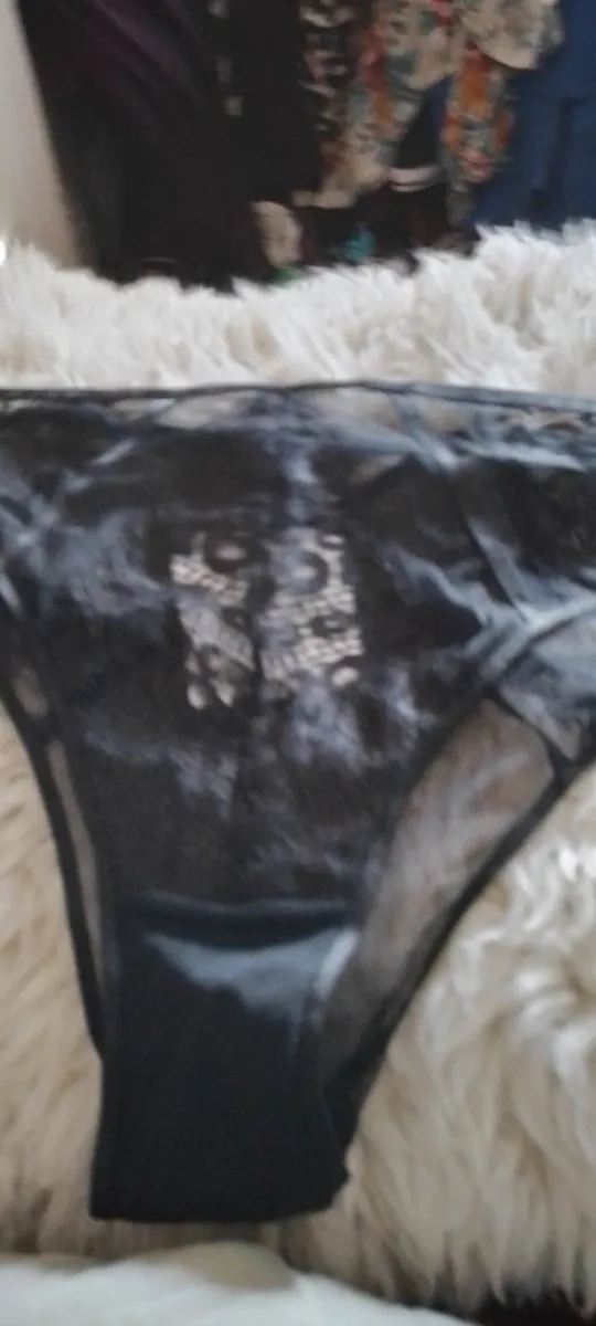 Crossdresser? Lingerie.wigs leatherlook - Image 3
