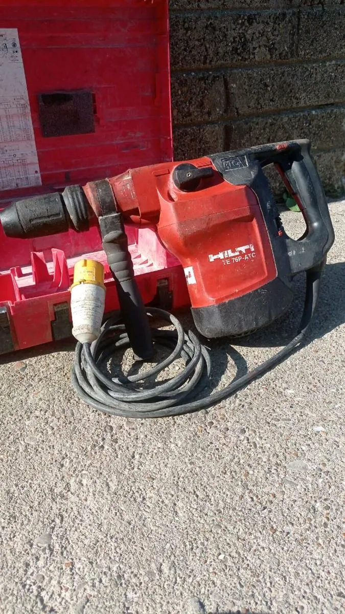 Hilti SDS Max Hammer Drill - Image 1