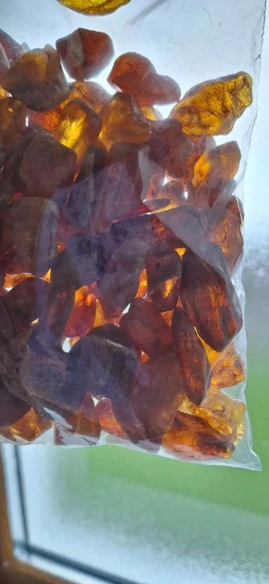 Selected Real Raw Baltic Amber Stones 410 g - Image 1