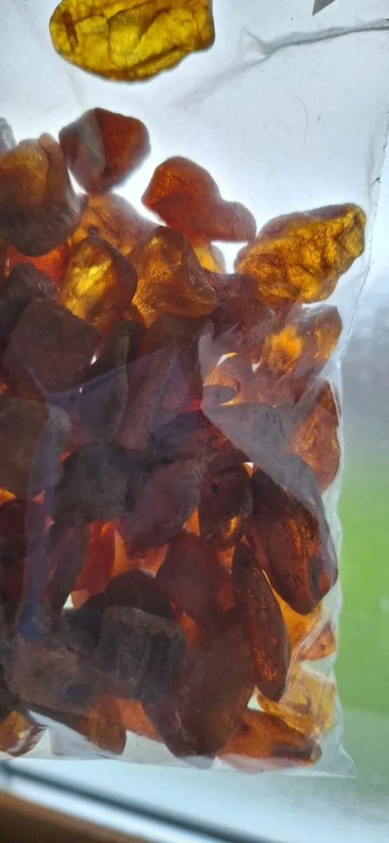 Selected Real Raw Baltic Amber Stones 410 g - Image 3