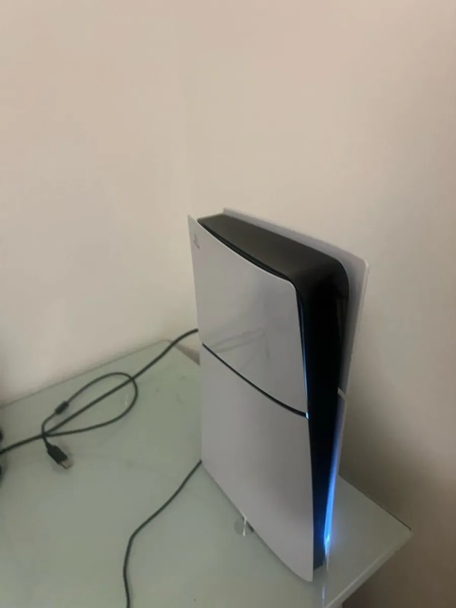 PlayStation 5 Slim Digital - Image 2