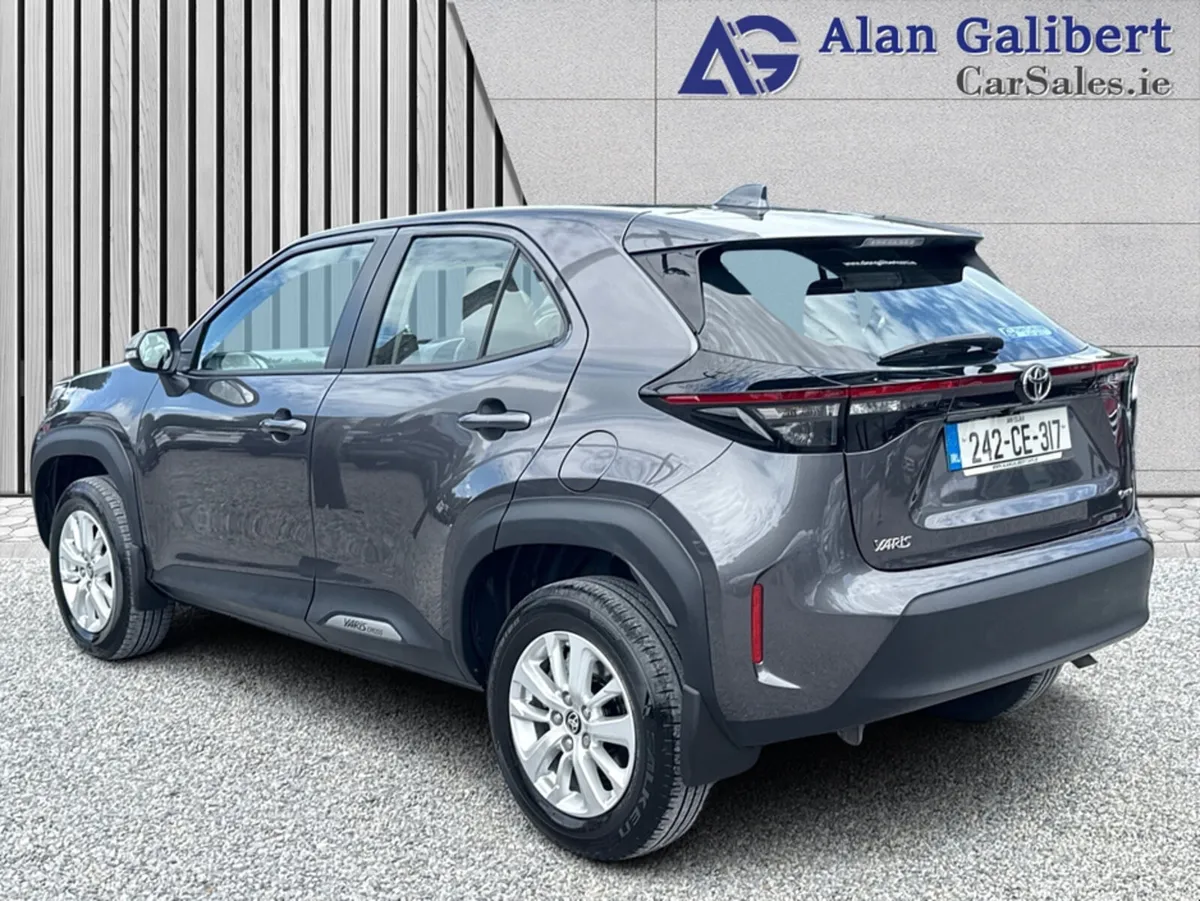 Toyota Yaris Cross 1.5 Petrol Hybrid LUNA €138 PW - Image 2