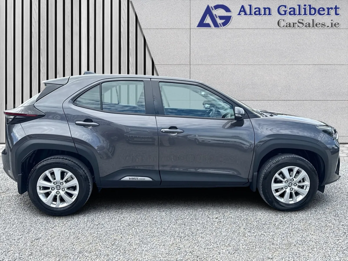 Toyota Yaris Cross 1.5 Petrol Hybrid LUNA €138 PW - Image 3