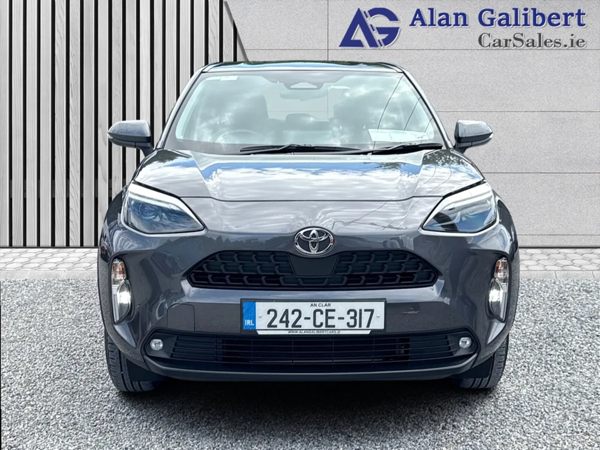 Toyota Yaris Cross 1.5 Petrol Hybrid LUNA €138 PW - Image 4