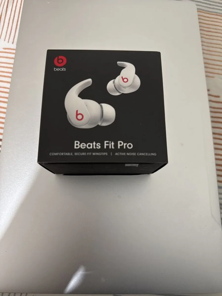 beats fit pro - Image 1