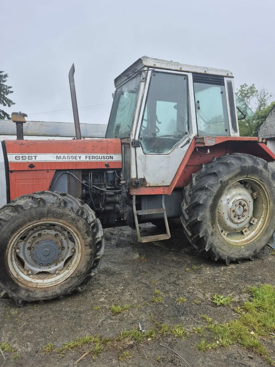 Massey 698t also manitou - Image 1