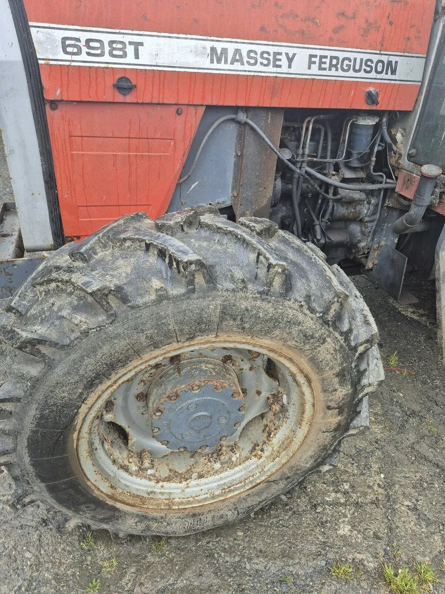 Massey 698t also manitou - Image 3