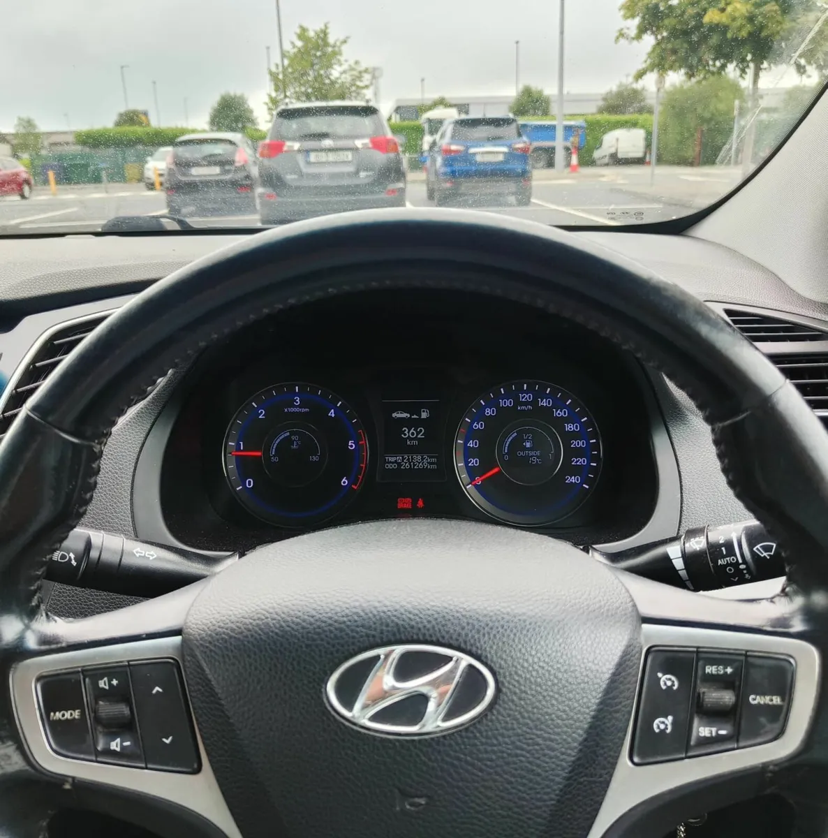 Hyundai i40 2013 - Image 2