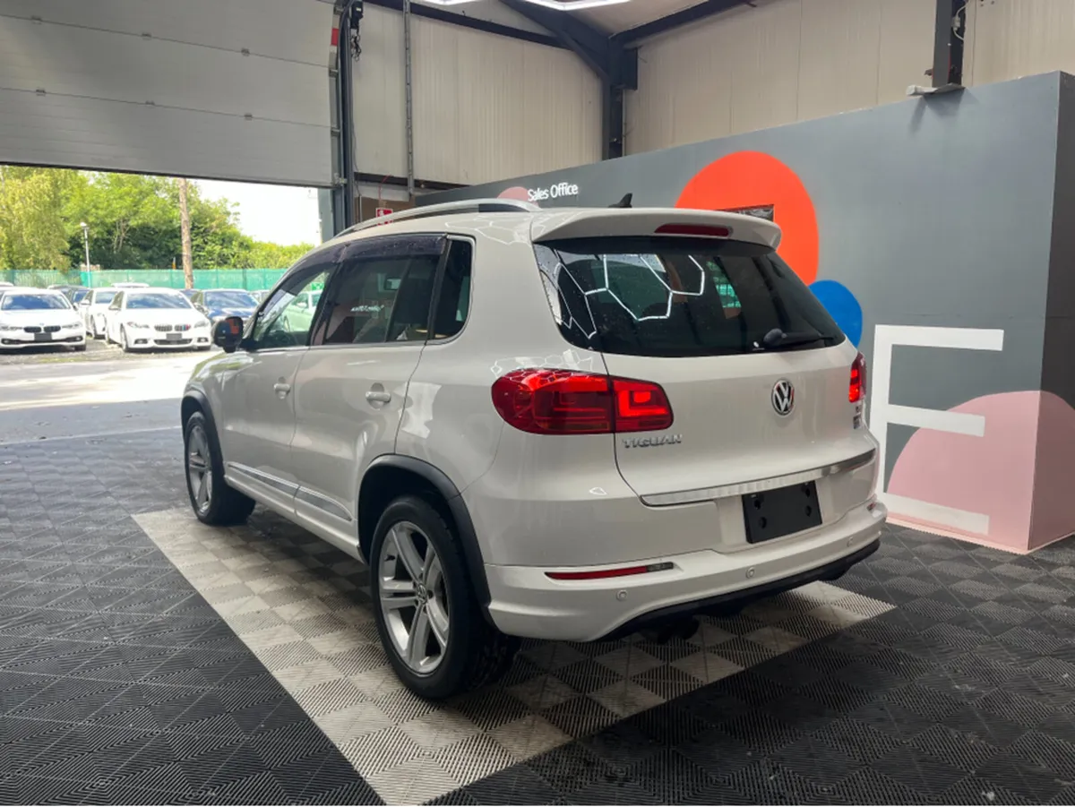 Volkswagen Tiguan 1.4 TSI BLUE MOTION R LINE / 106 - Image 4