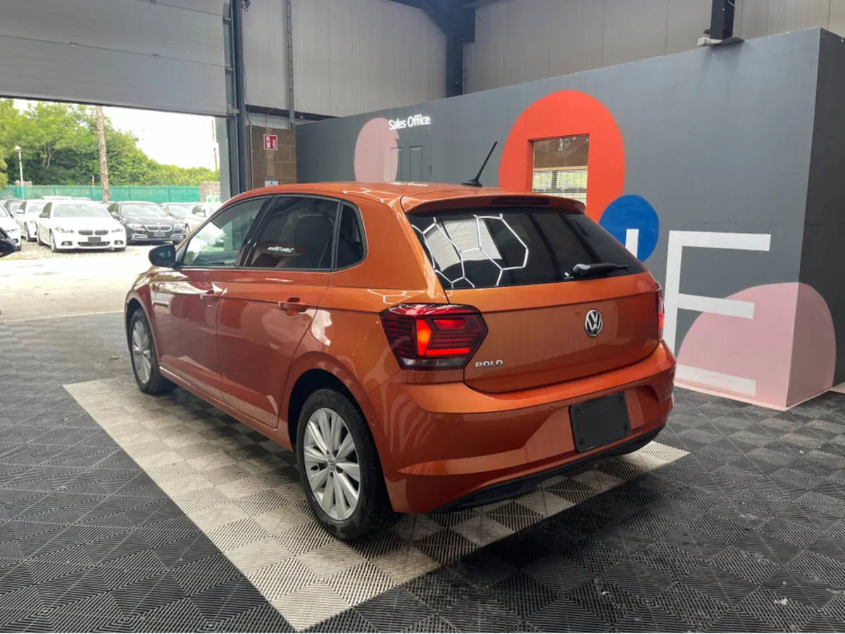 Volkswagen Polo 1.0 TSI HIGH LINE / 70k KMs / REVE - Image 4