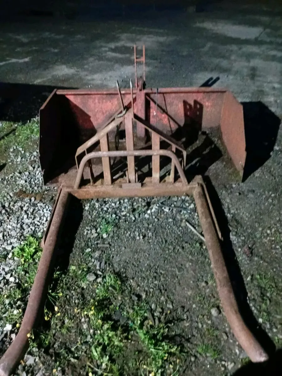 Bale handlers transport box - Image 4