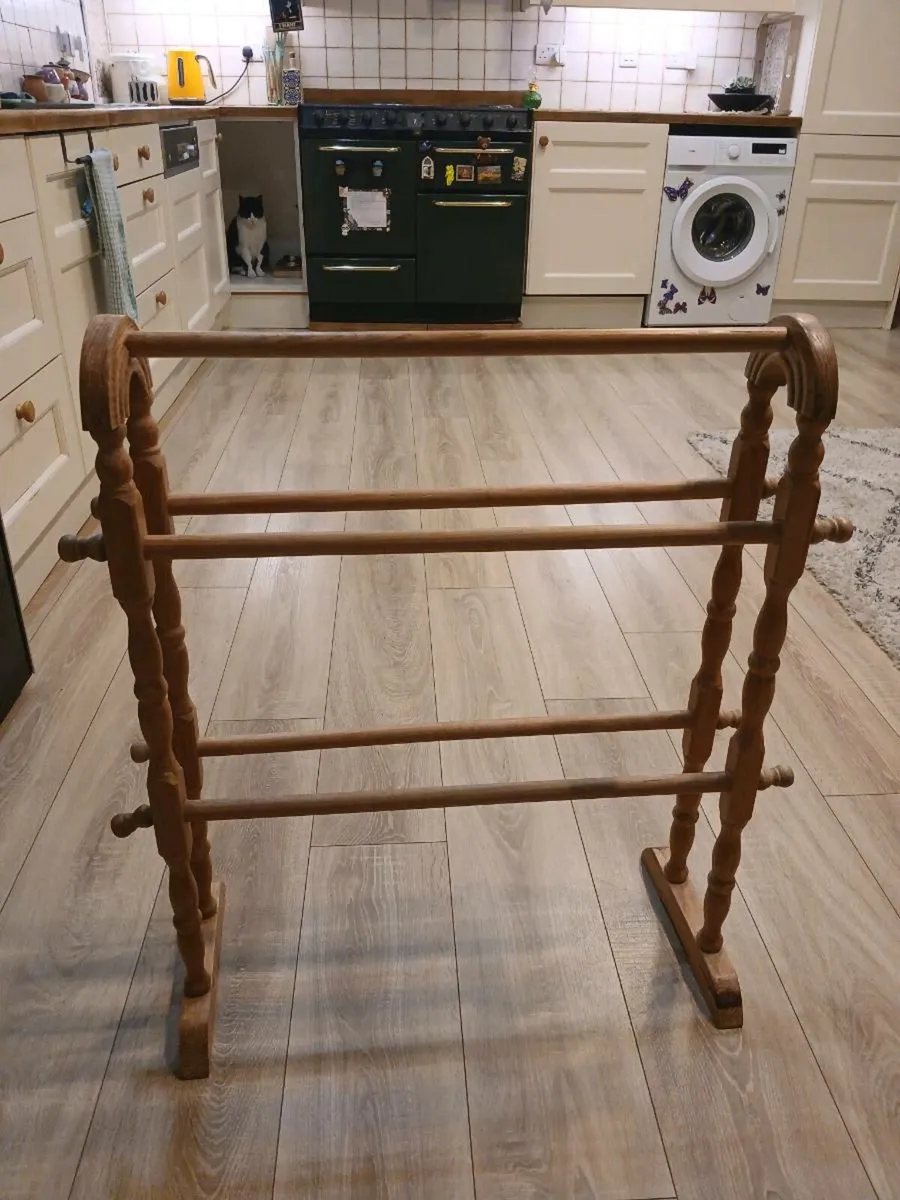 Vintage clothes horse - Image 1