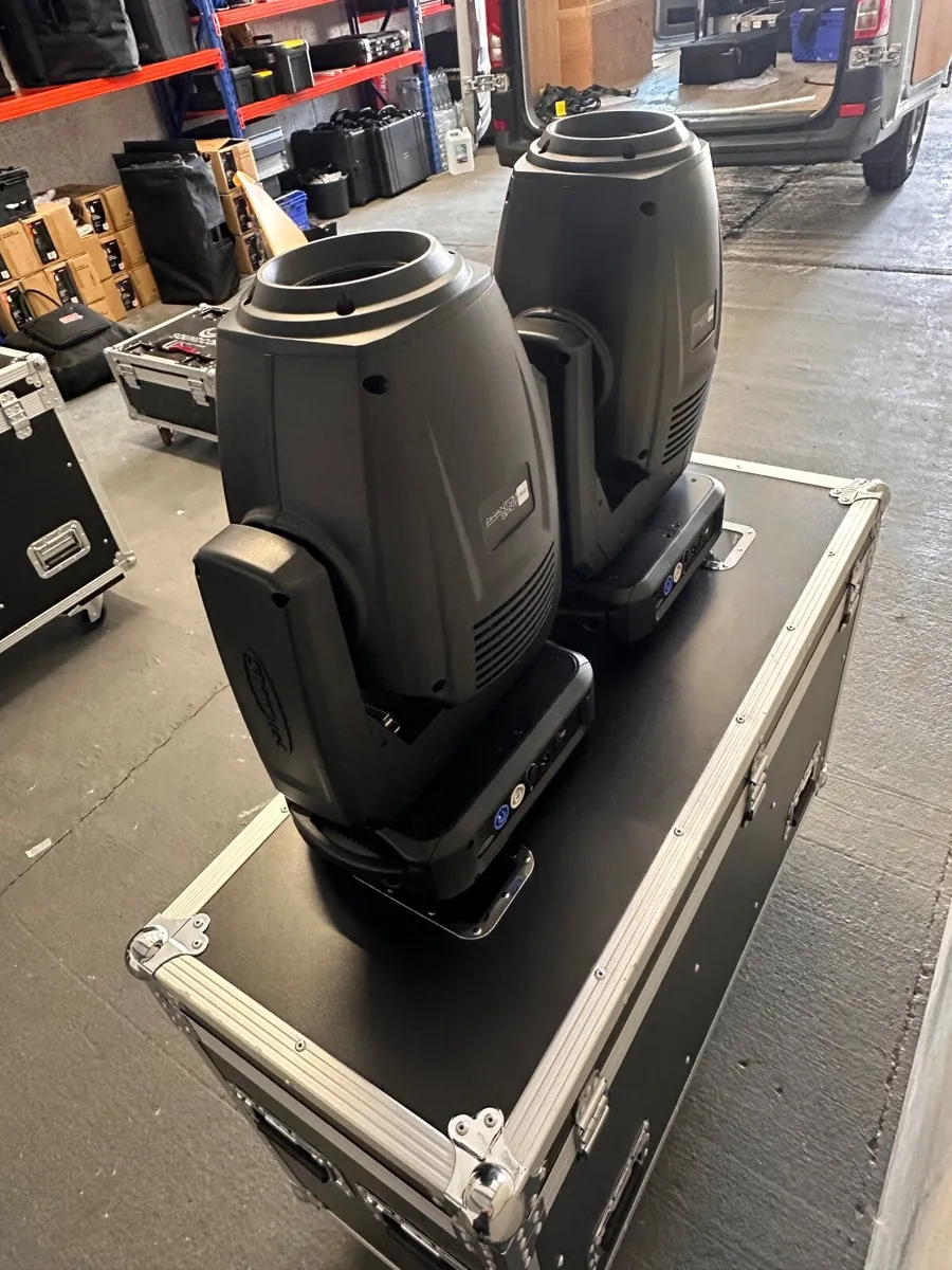 Showtec Phantom 250 Spot - Image 3