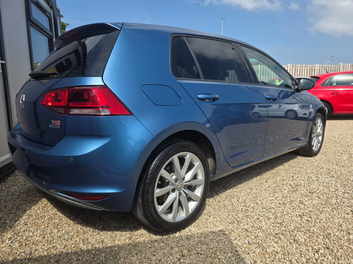 Volkswagen Golf Highline Automatic - Image 3