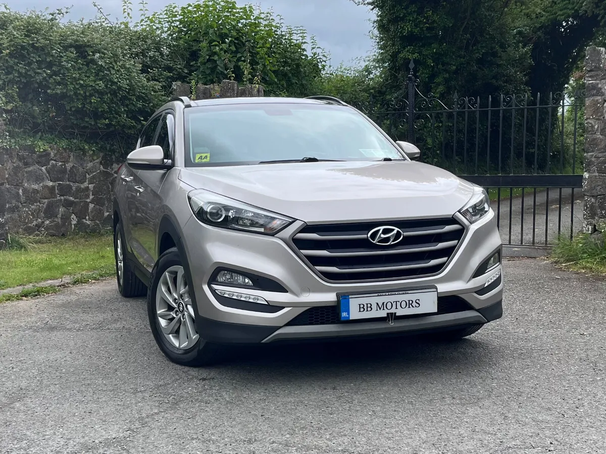 Hyundai Tucson 1.7 D Premium - Image 4