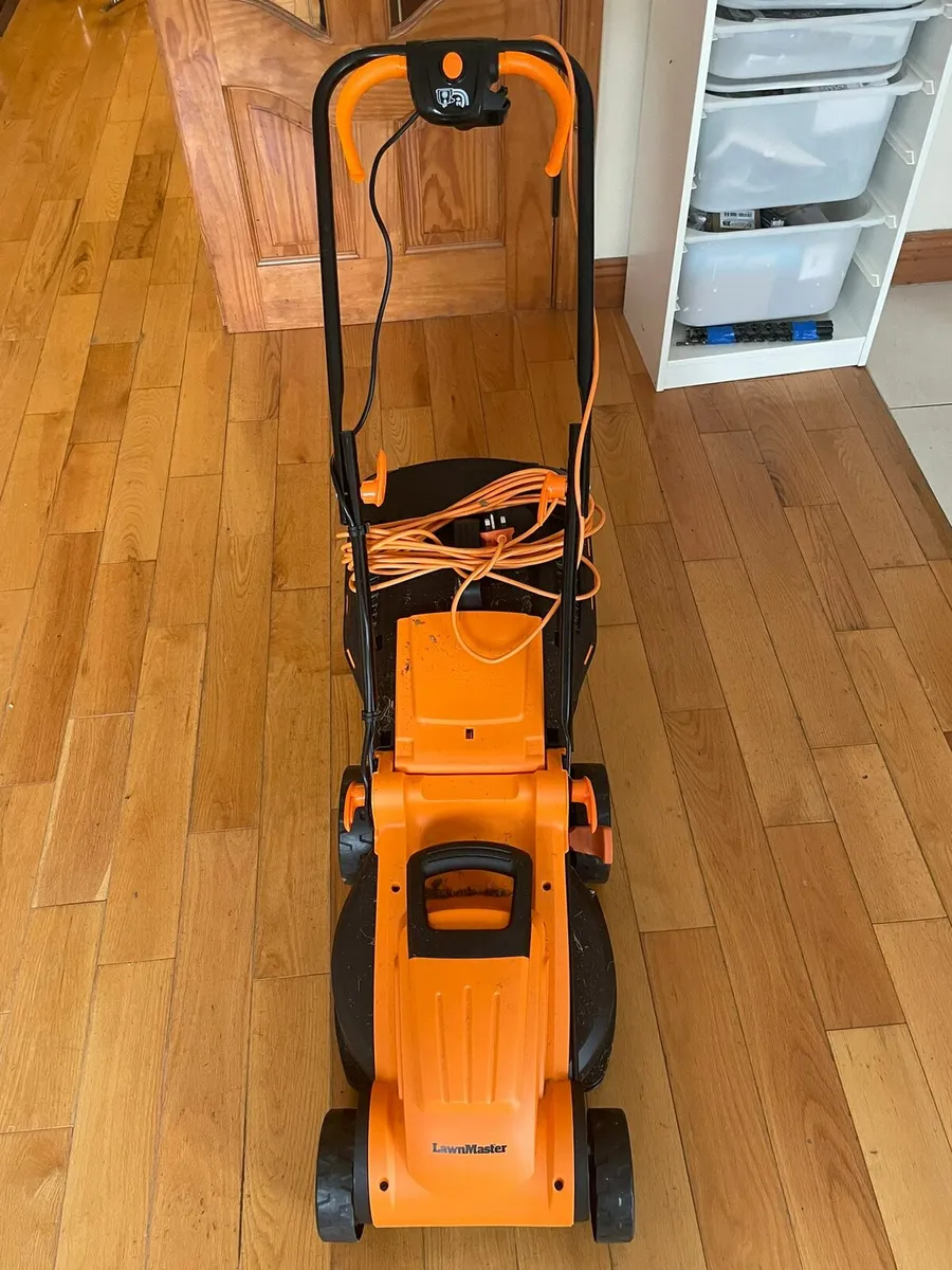 Electric Lawnmower - Image 2