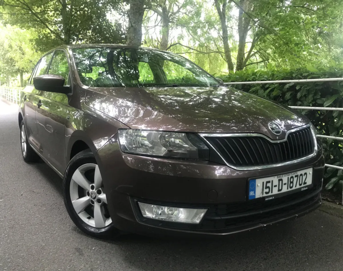 Skoda Rapid 1.6 Tdi Deluxe Edition Sportback - Image 1