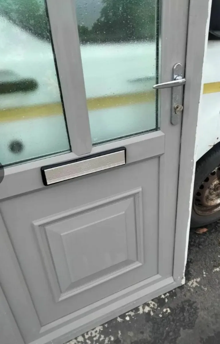 🏠 HIGH QUALITY COMPOSITE SINGLE DOOR AVAILABLE 🏠 - Image 2