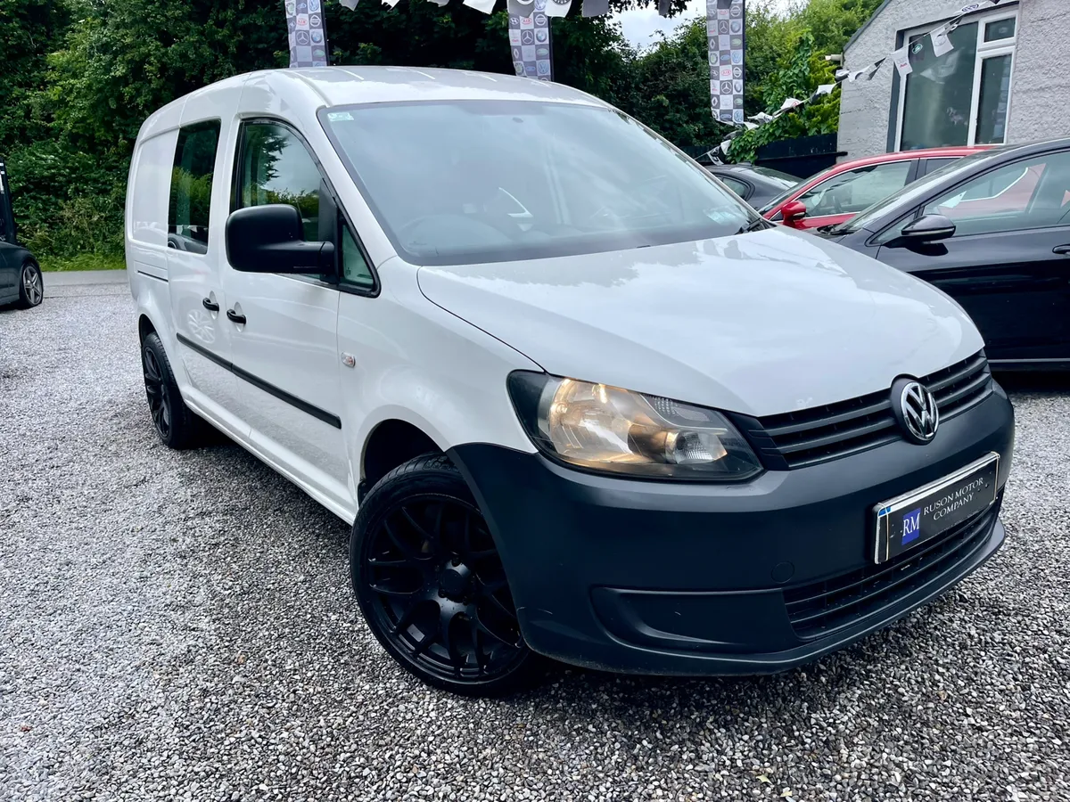 12 VW Caddy (RARE 5 SEATER/NEW DOE) - Image 4