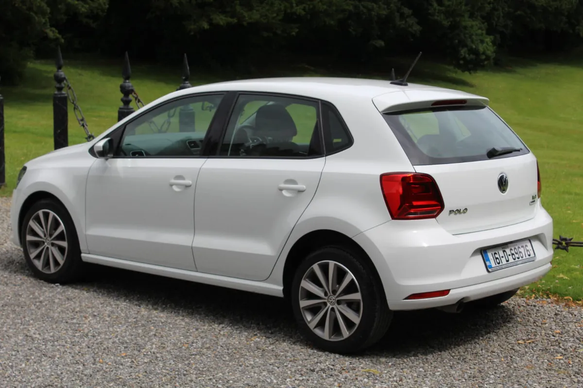 2016 VOLKSWAGEN POLO 1.2 TSI AUTOMATIC - Image 3